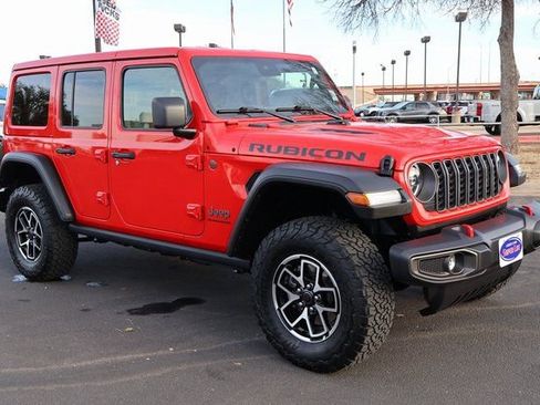 Used 2025 Jeep Wrangler Unlimited Rubicon image 12