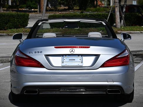 Used 2013 Mercedes-Benz SL 550 SL 550 2dr Convertible image 11