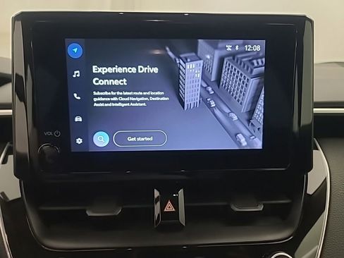 Used 2025 Toyota Corolla LE image 32