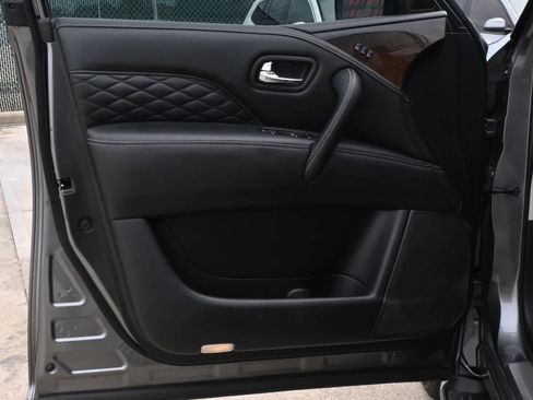 Used 2019 INFINITI QX80 Luxe w/ Proactive Package RWD image 18