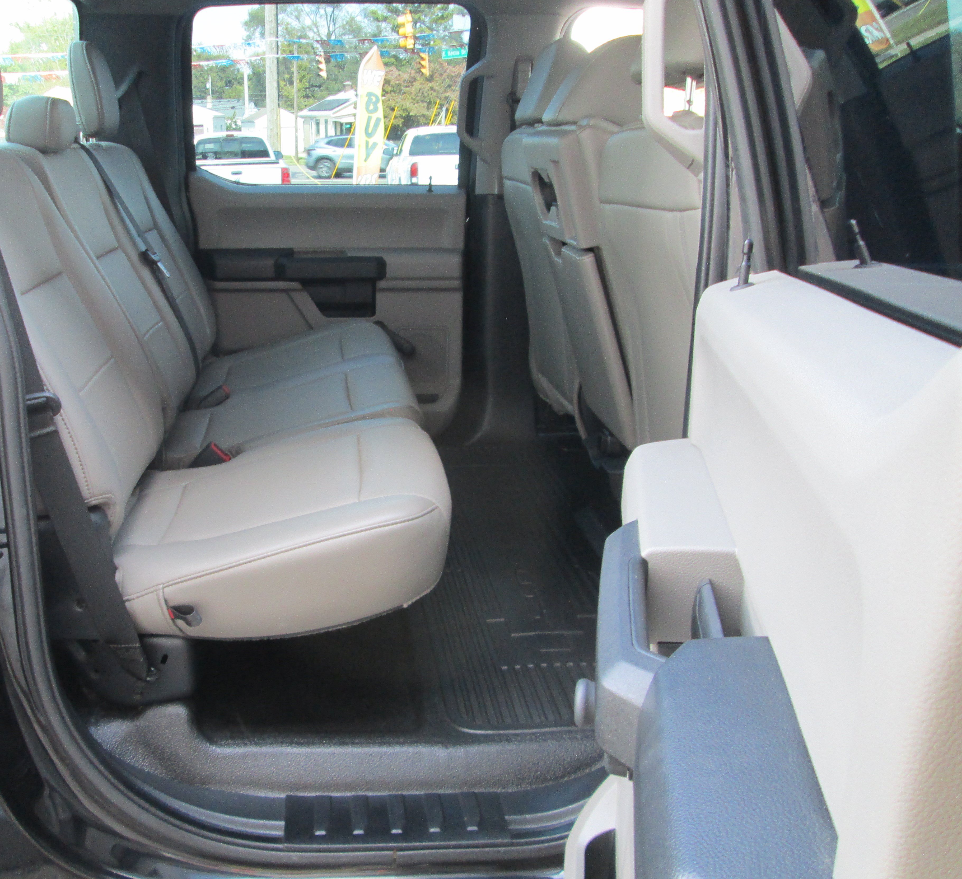 Used 2020 Ford F250 XL w/ FX4 Off-Road Package AWD/4WD image 13