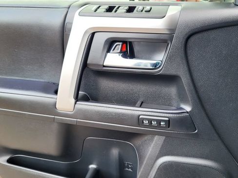 Used 2024 Toyota 4Runner Limited AWD/4WD image 13