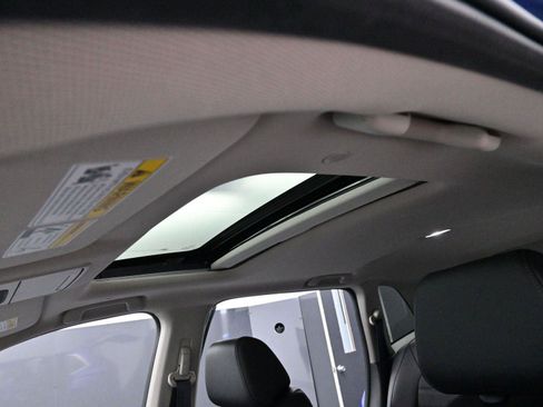 Used 2025 Honda CR-V EX-L image 29