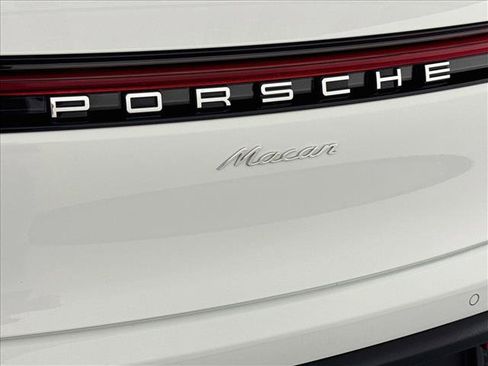 Certified 2025 Porsche Macan Turbo AWD/4WD image 26
