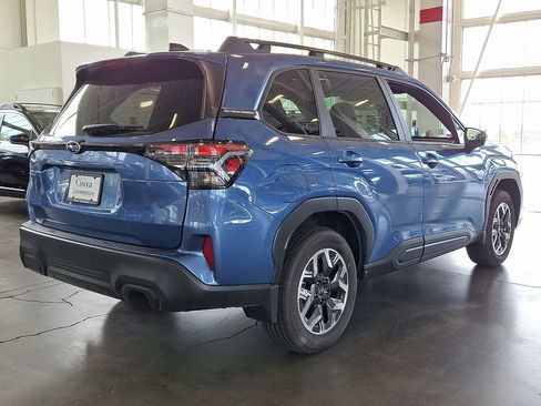 New 2026 Subaru Forester Premium AWD/4WD image 7