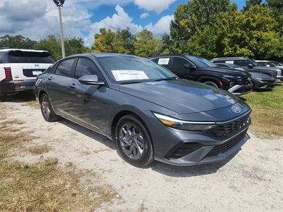 New 2025 Hyundai Elantra Blue