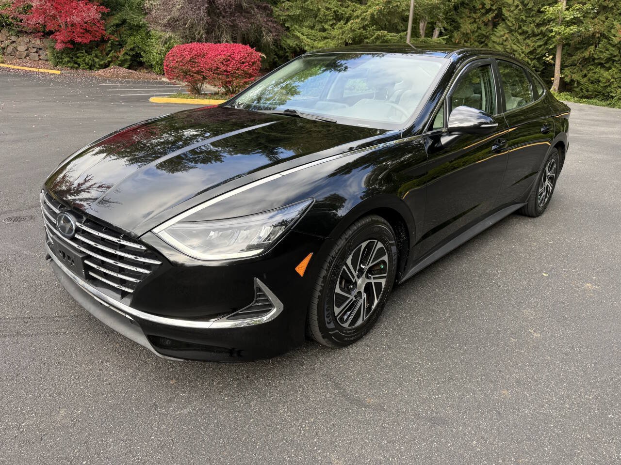 Used 2021 Hyundai Sonata Blue FWD image 1