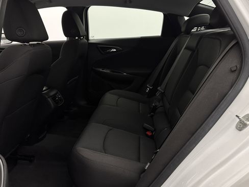 Used 2024 Chevrolet Malibu LT image 23
