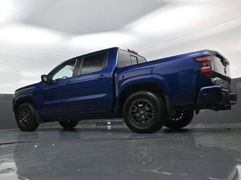 Used 2022 Nissan Frontier SV image 19