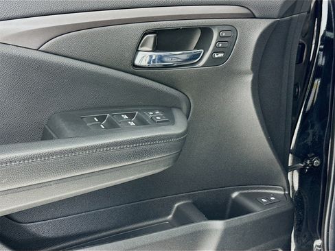 Used 2021 Honda Pilot Special Edition image 18