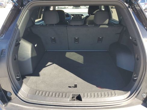 Used 2025 GMC Terrain Elevation image 22