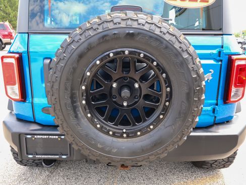 Used 2022 Ford Bronco 2-Door AWD/4WD image 30