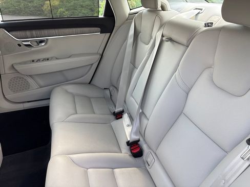 Certified 2023 Volvo S90 B6 Plus AWD/4WD image 29