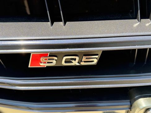 Used 2019 Audi SQ5 Prestige AWD/4WD image 12