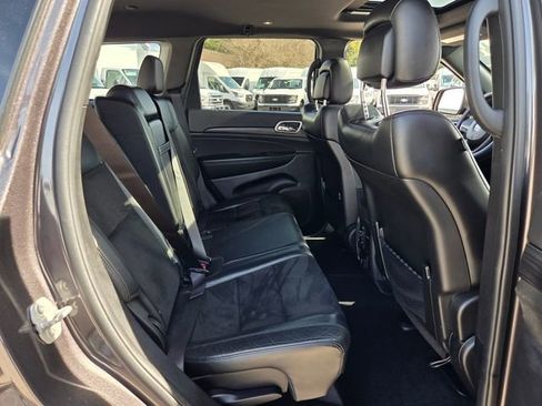 Used 2021 Jeep Grand Cherokee Laredo X image 17