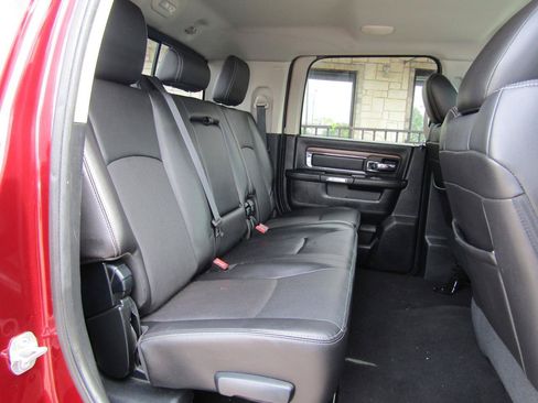 Used 2016 RAM 2500 Laramie w/ Cold Weather Group AWD/4WD image 12