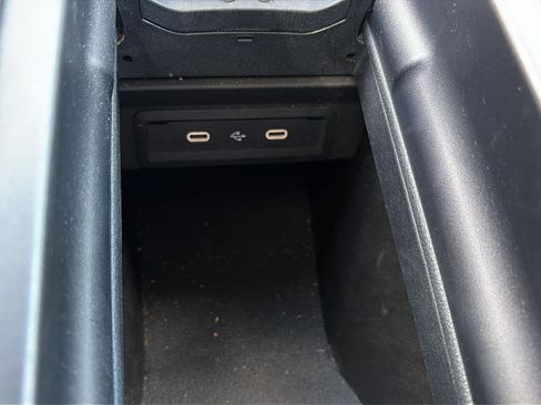 Used 2025 Mercedes-Benz CLA 250 4MATIC image 25