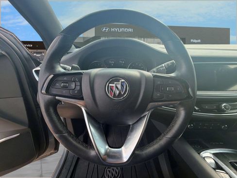 Used 2024 Buick Enclave Essence w/ Sport Touring Edition FWD image 11