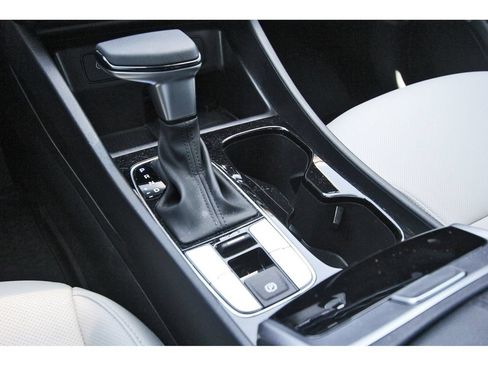 Certified 2025 Hyundai Santa Cruz SEL FWD image 30