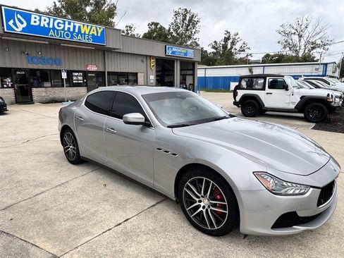 Used 2017 Maserati Ghibli S Q4 AWD/4WD image 3