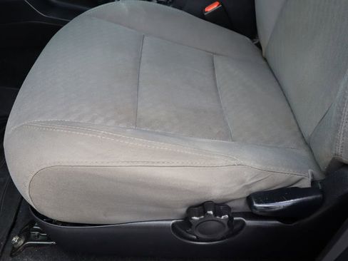 Used 2020 Toyota Tacoma SR image 19