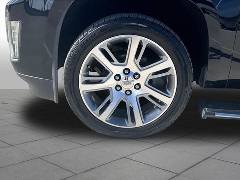 Used 2015 Cadillac Escalade Premium AWD/4WD image 10