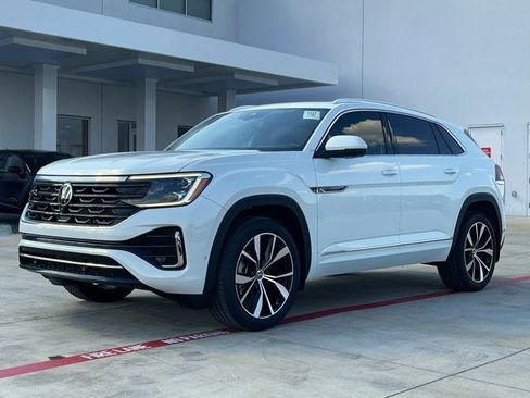 New 2025 Volkswagen Atlas Cross Sport SEL Premium R-Line image 2