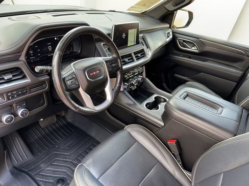 Used 2022 GMC Yukon SLT w/ SLT Premium Package RWD image 4