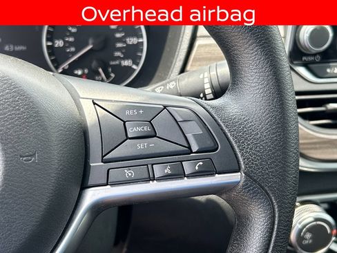 Used 2025 Nissan Altima 2.5 SV FWD image 24