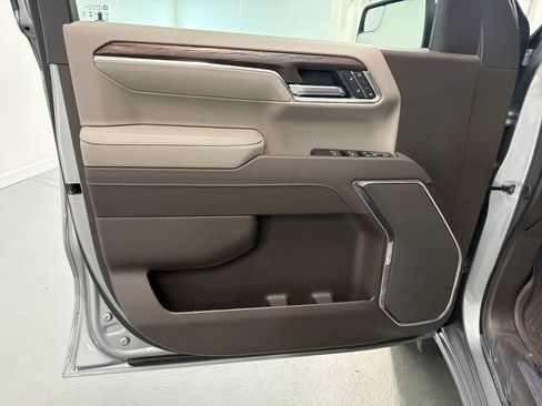 New 2026 GMC Sierra 1500 SLT AWD/4WD image 11