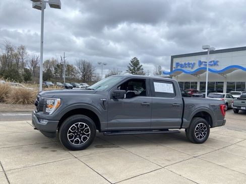 Used 2021 Ford F150 XLT w/ Equipment Group 302A High image 5