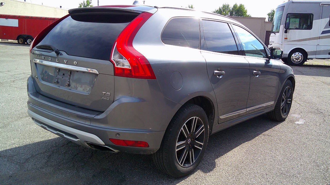 Used 2017 Volvo XC60 T5 Dynamic w/ Protection Package AWD/4WD image 5