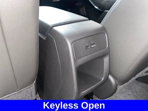 Used 2024 Chevrolet Trax LT w/ Driver Confidence Package FWD image 12