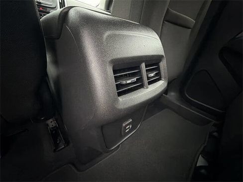 Used 2020 Chevrolet Equinox LS image 20