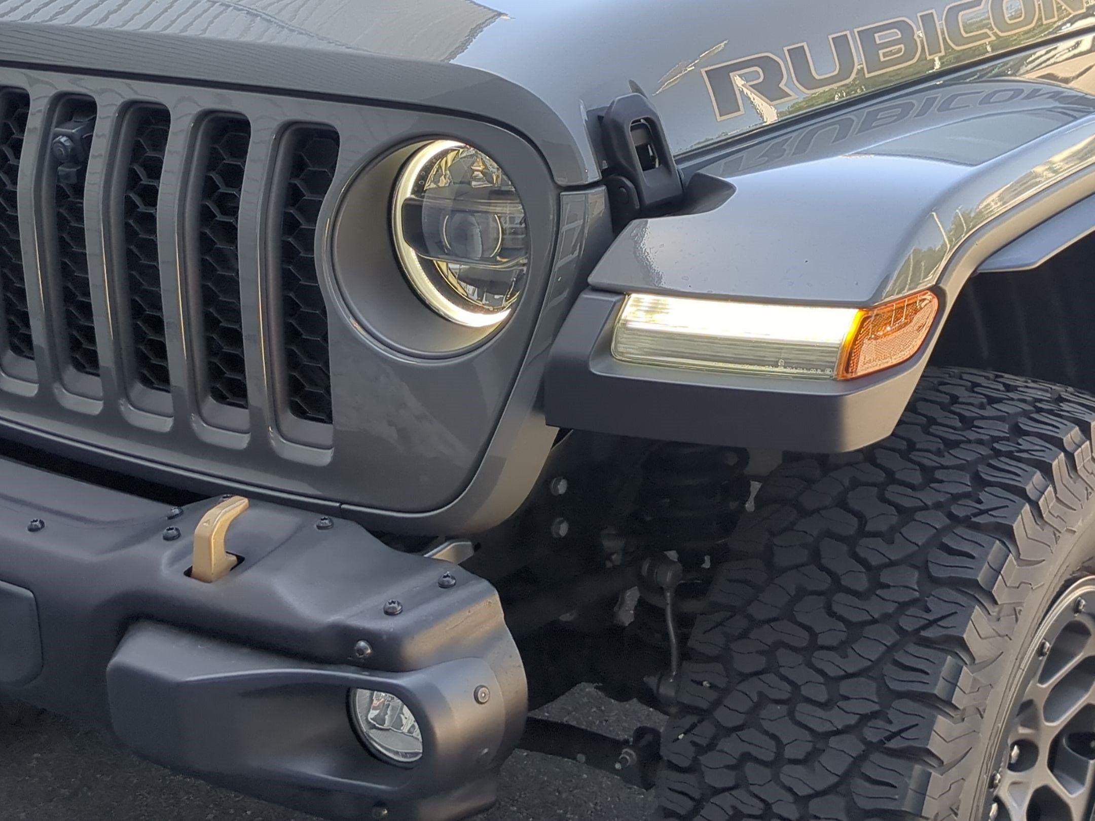 Used 2023 Jeep Wrangler Unlimited Rubicon 392 w/ Xtreme Recon 35" Tire Package AWD/4WD image 9