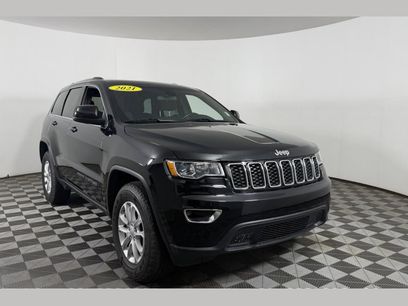 Used 2021 Jeep Grand Cherokee Laredo