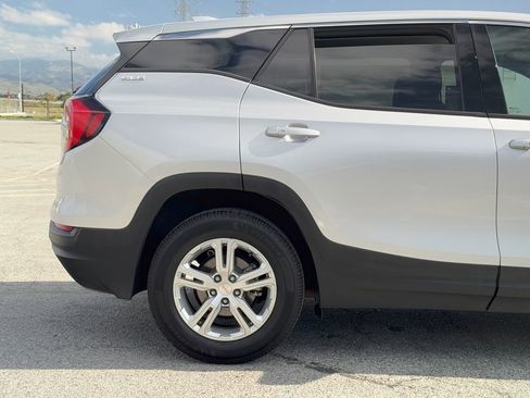 Used 2018 GMC Terrain SLE image 8