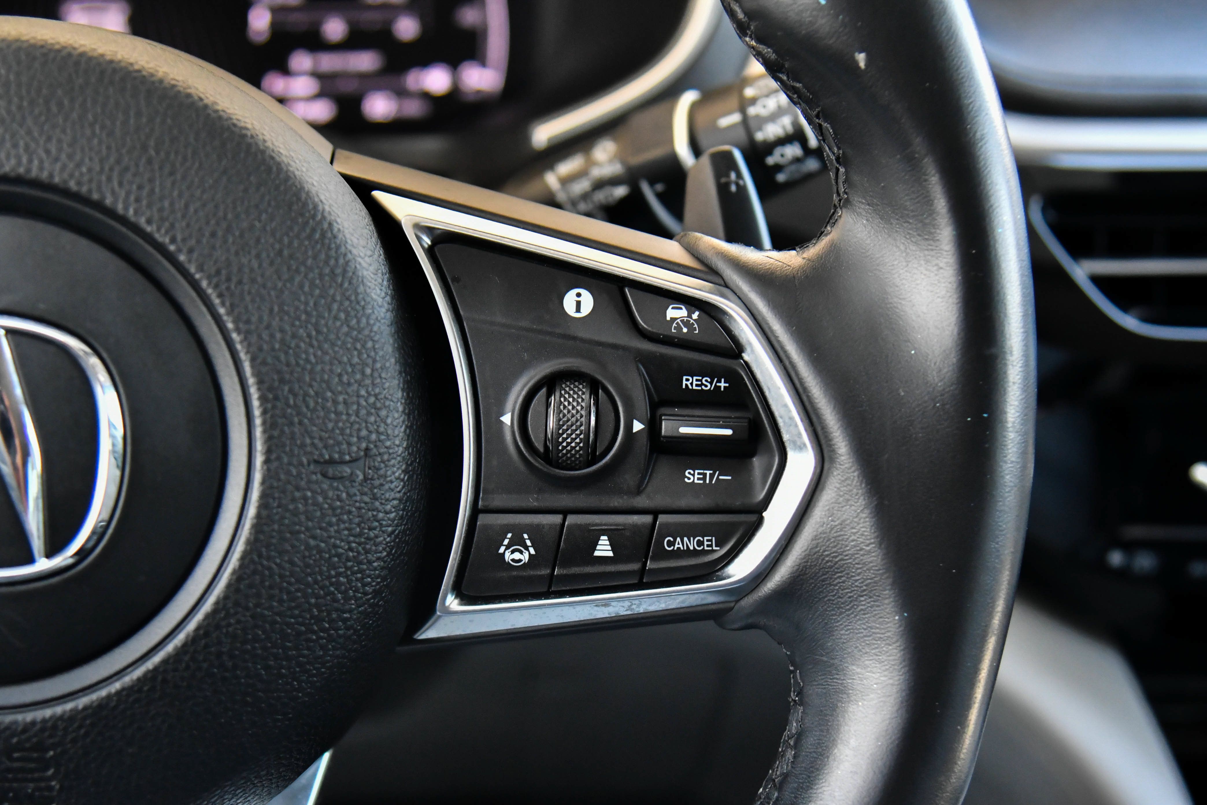 Used 2022 Acura MDX w/ Technology Package FWD image 34