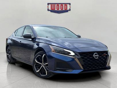 Used 2024 Nissan Altima 2.5 SR