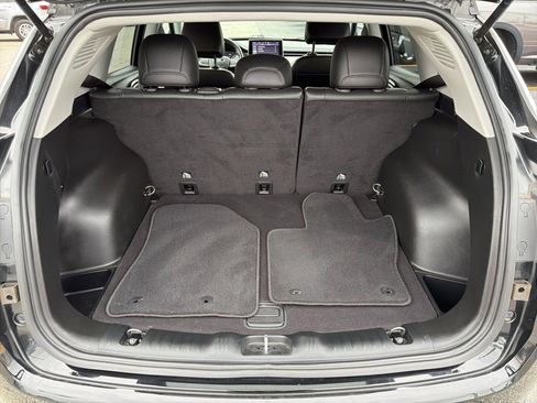 Certified 2022 Jeep Compass Limited image 18