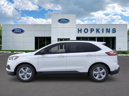 New 2024 Ford Edge SE image 3