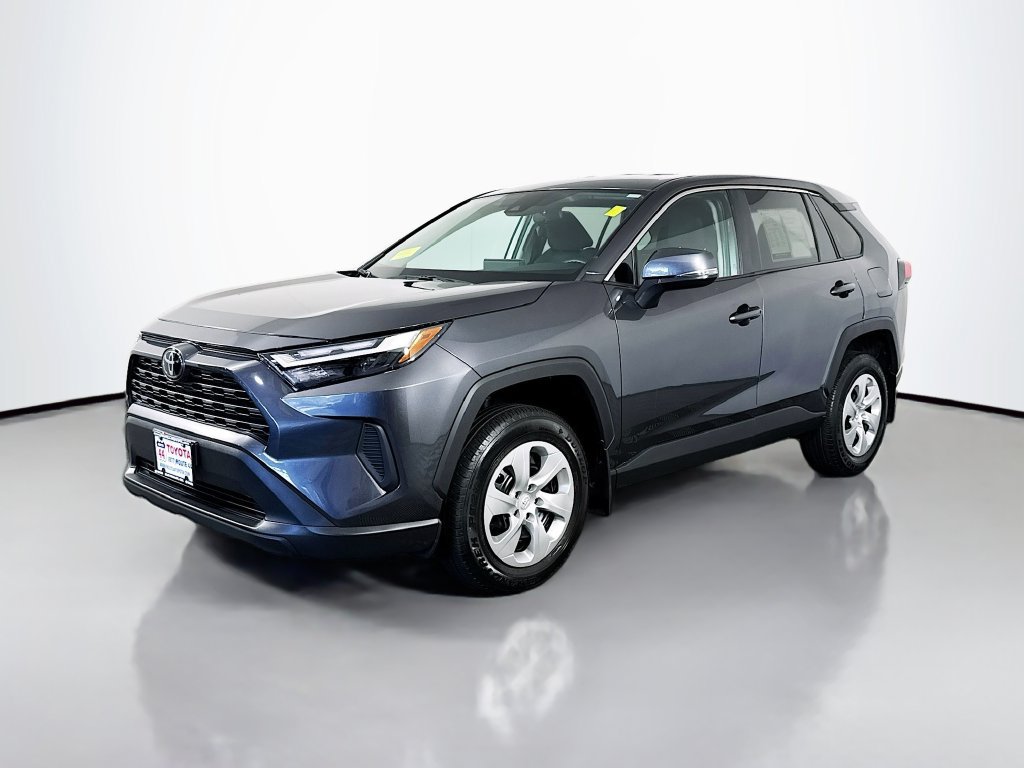 Used 2023 Toyota RAV4 LE AWD/4WD image 2
