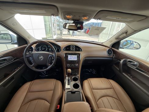Used 2017 Buick Enclave Premium w/ Enclave Tuscan Edition image 6