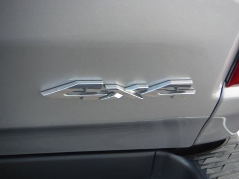 Used 2022 RAM 1500 Laramie AWD/4WD image 21