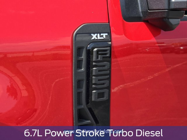 New 2026 Ford F250 XLT w/ XLT Premium Package AWD/4WD image 8