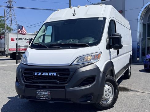Used 2025 RAM ProMaster 2500 w/ Storage Group image 3