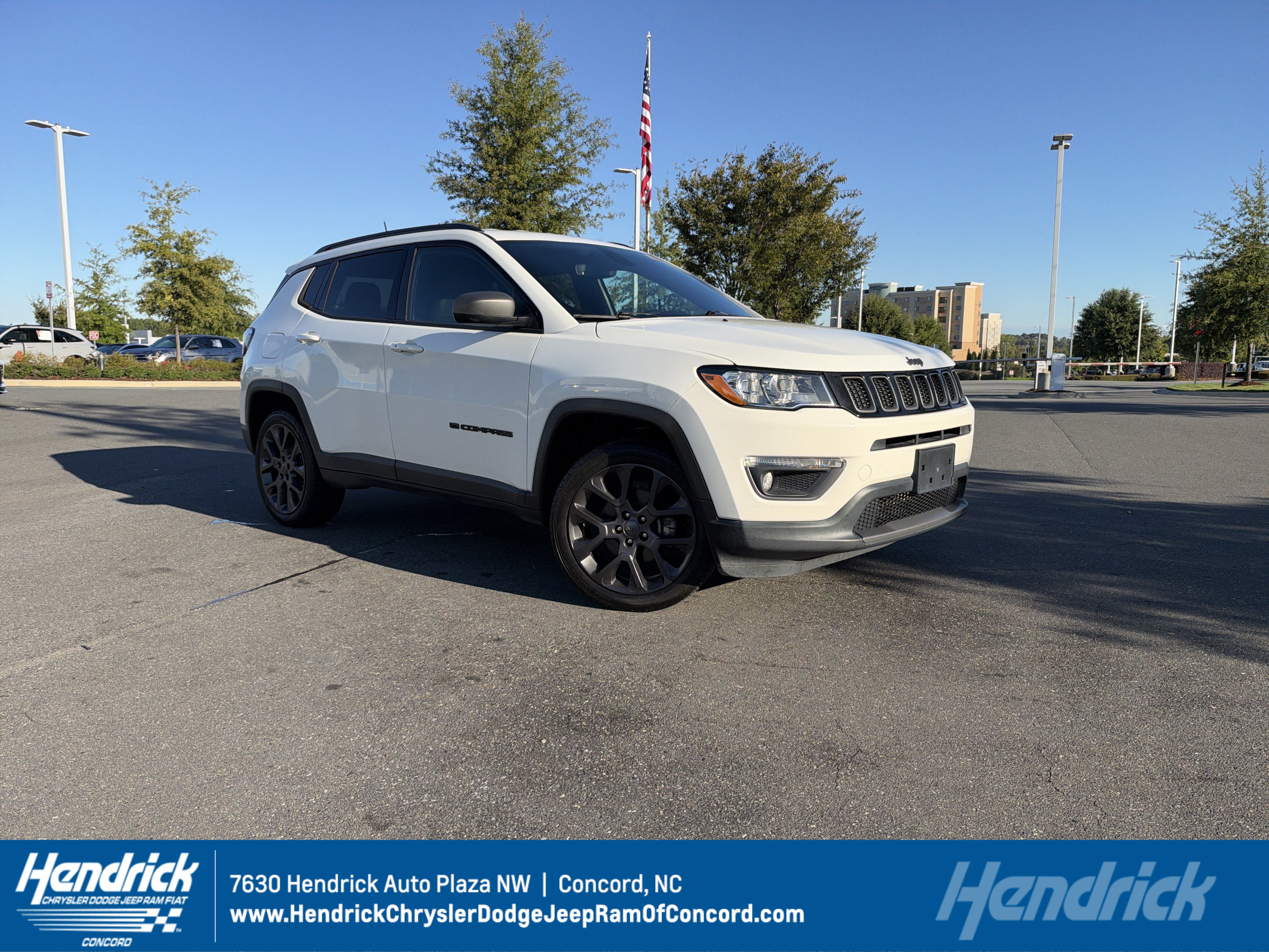 Used 2021 Jeep Compass Latitude AWD/4WD image 1