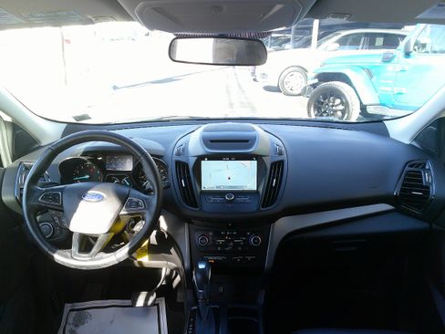 Used 2018 Ford Escape SEL image 19