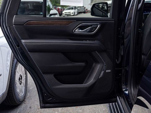 Used 2023 Chevrolet Tahoe High Country RWD image 14