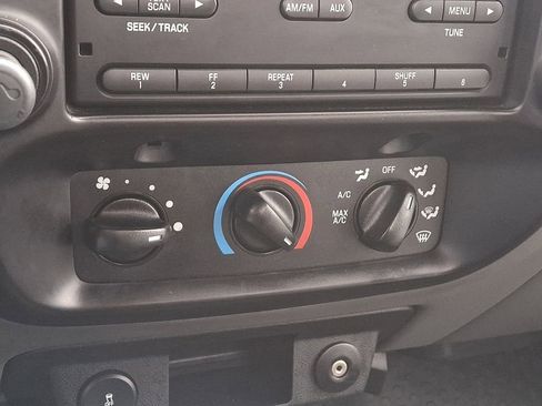 Used 2011 Ford Ranger XL image 15